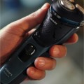Gadget Man Ireland - Philips S3144/00 Wet & Dry Electric Shaver Series 3000 with 5D Flex & Pivot heads and Pop-up Trimmer