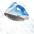 Lloytron 1800W Steam Iron Non-Stick Soleplate - Gadget Man Ireland