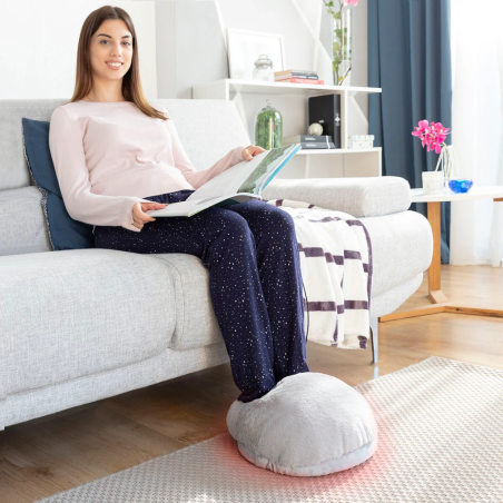InnovaGoods Elewa 2-in-1 Electric Foot Warmer - Gadget Man Ireland