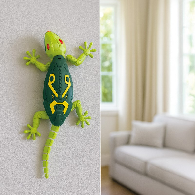 Maxlife MXRG-100 Wall Climbing RC Gecko Toy | Gadget Man Ireland